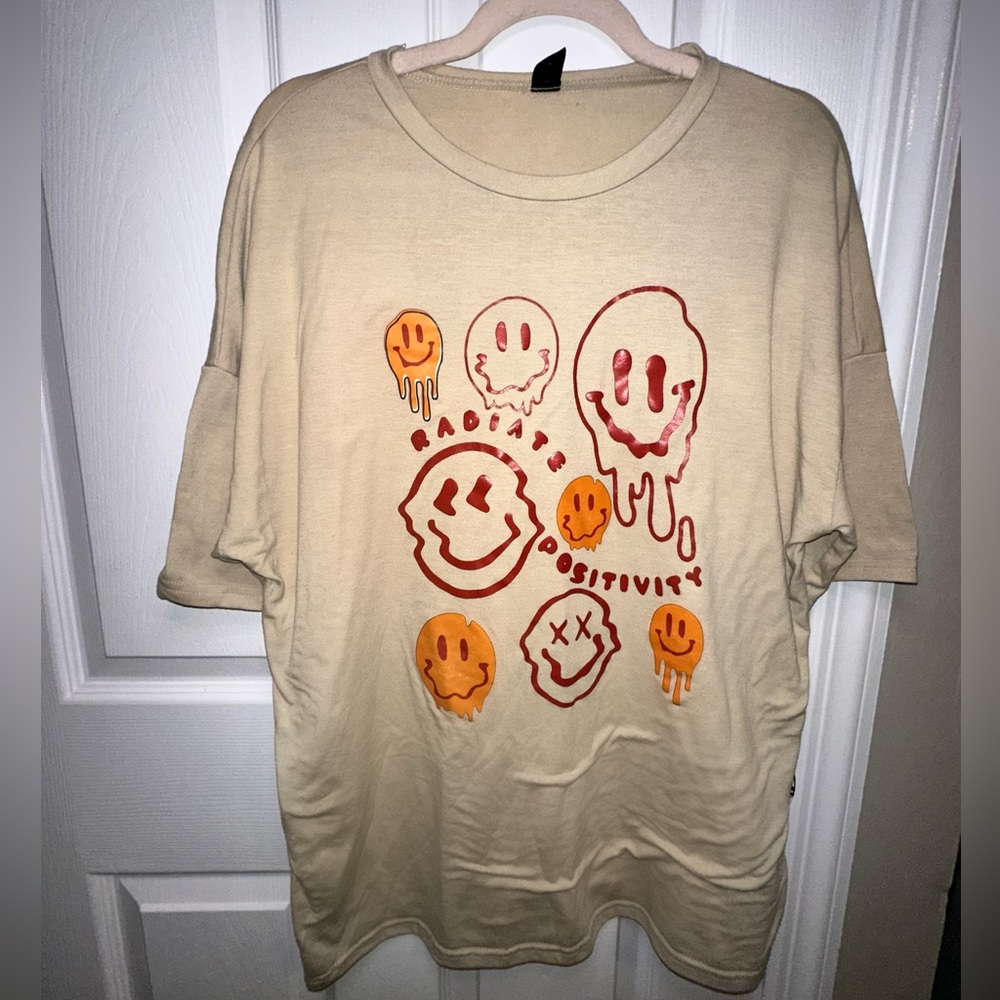Trippy Smiley Face Oversized Graphic Tee
